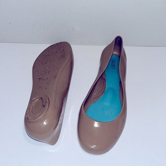 OkaB tan slip on jelly flats - Picture 3 of 4